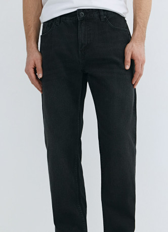 Зауженные джинсы Tapered