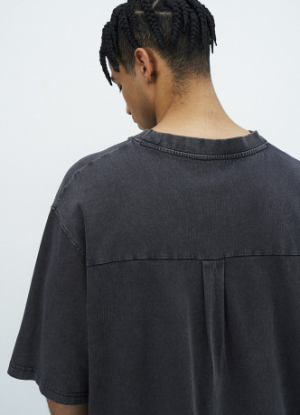 Объёмная футболка с принтом