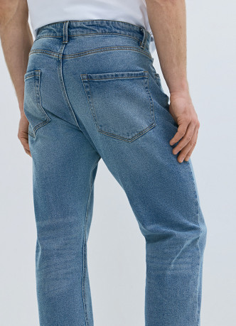 Зауженные джинсы