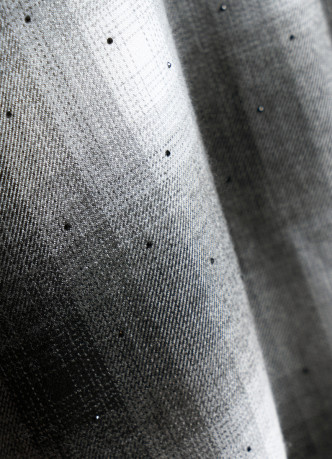 Рубашка в клетку со стразами