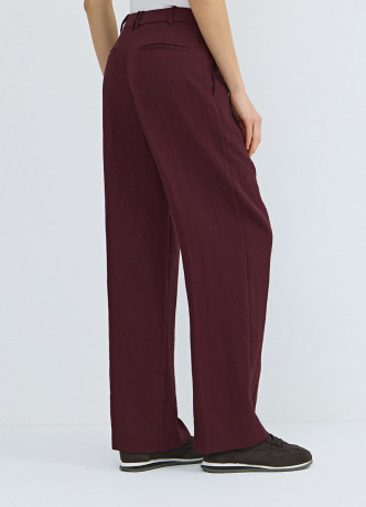 Прямые брюки с эластичным поясом