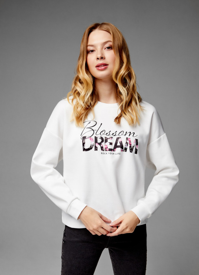 Джемпер с лентой на спине