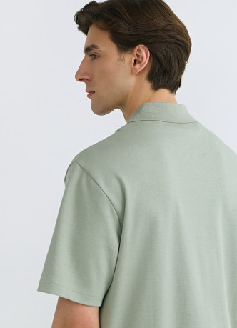 Поло с имитацией второго слоя