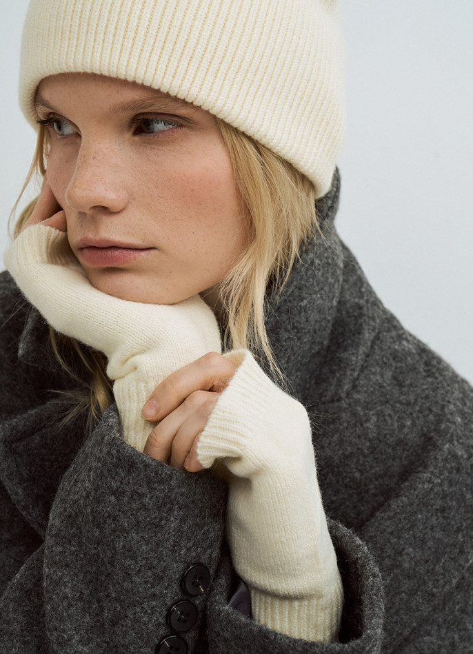 Вязаные митенки