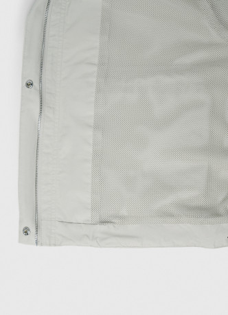 Лёгкая куртка с воротником-стойкой