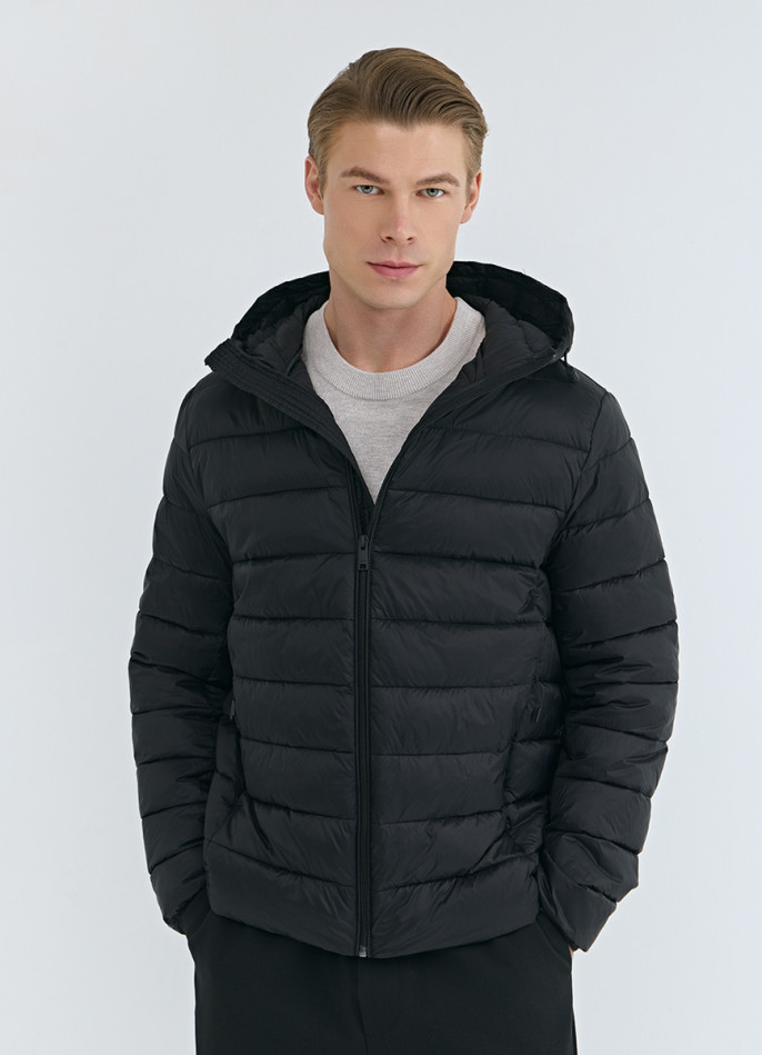 Утеплённая лёгкая куртка