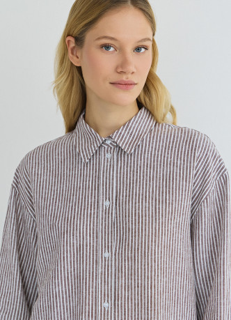 Рубашка в полоску из смесового льна