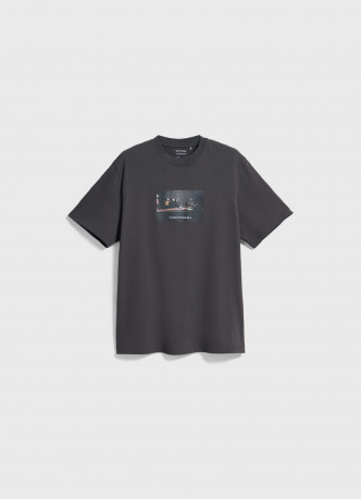 Футболка с принтом