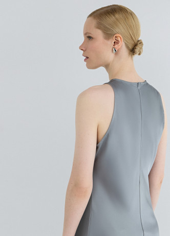 Сатиновое платье с американской проймой