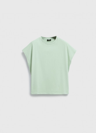 Футболка со спущенным плечом