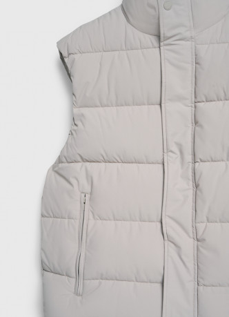 Утеплённый стёганый жилет