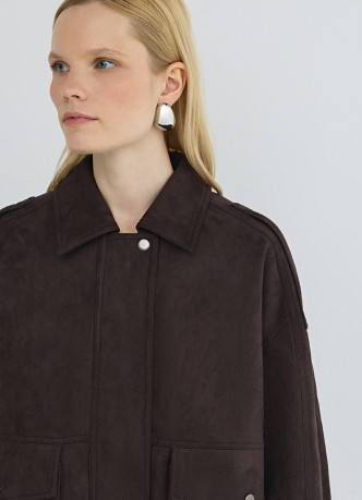 Бомбер из искусственной замши