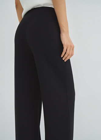 Брюки свободного кроя