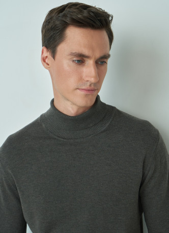 Вязаный джемпер