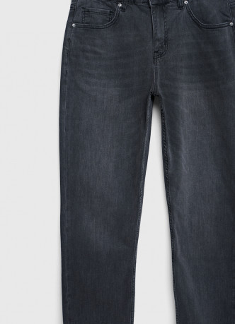 Джинсы Slim из лёгкого денима