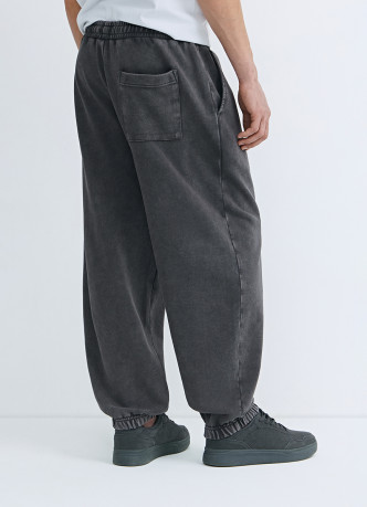 Трикотажные джоггеры с эффектом стирки