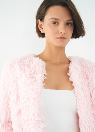 Укороченный фактурный жакет