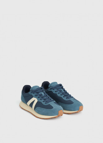 Кроссовки с натуральной замшей