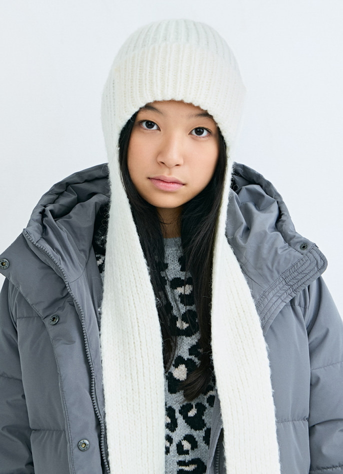 Вязаная шапка-ушанка для девочек