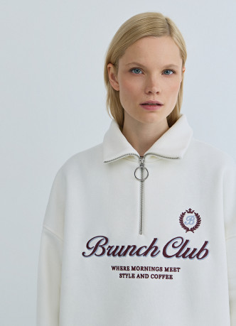 Свитшот с принтом и воротником на молнии