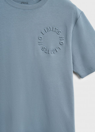 Футболка с объёмным принтом