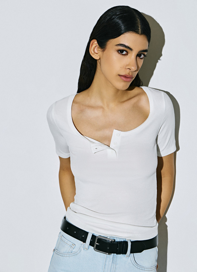 Футболка хенли из вискозы