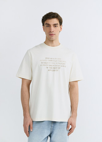 Футболка с принтом и вышивкой