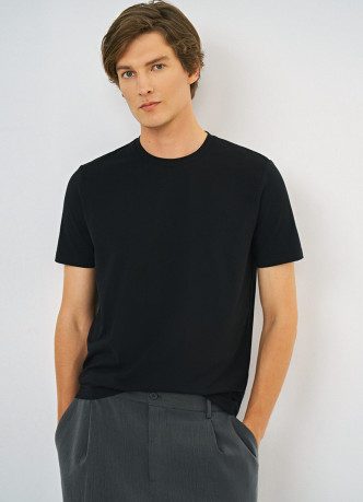 Базовая футболка