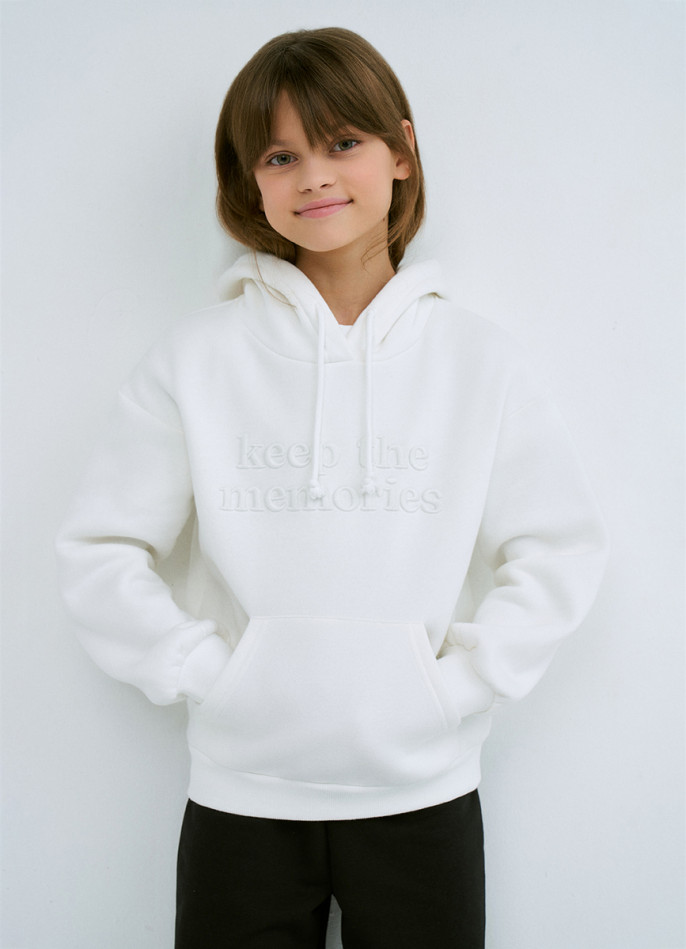 Худи с вышивкой для девочек