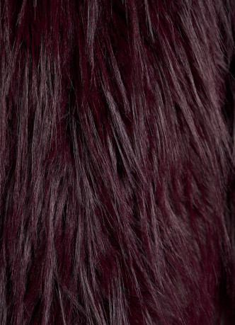 Укороченная шуба из искусственного меха