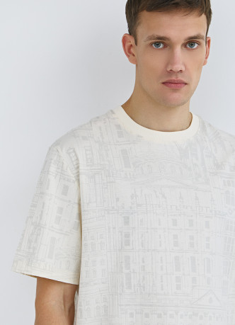 Футболка с принтом