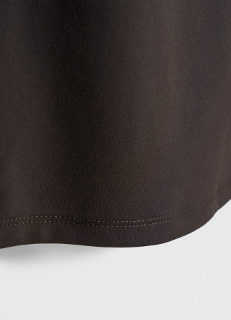 Лонгслив с асимметричным вырезом