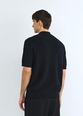 Поло из текстурной ткани с молнией