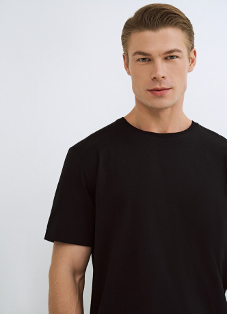 Базовая футболка