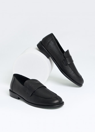 Лоферы из натуральной кожи