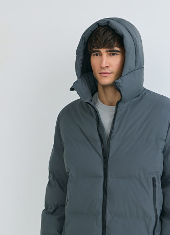 Утеплённая куртка с бесшовной технологией