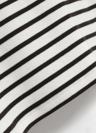 Футболка в рубчик