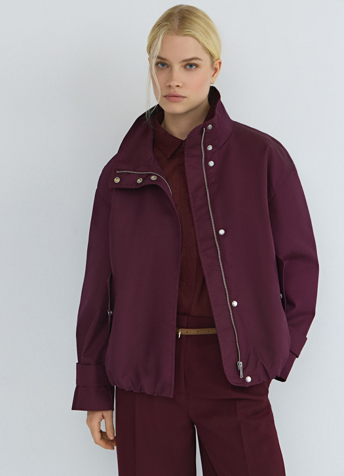 Легкая куртка