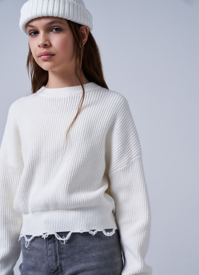 Вязаный джемпер для девочки