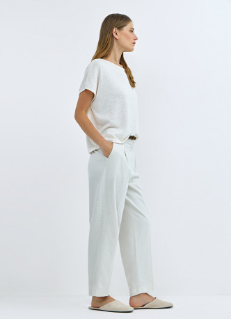 Зауженные брюки с поясом