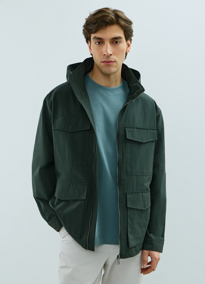 Куртка с накладными карманами