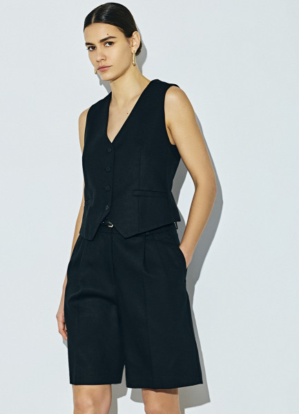 

Шорты-бермуды со складками, Черный