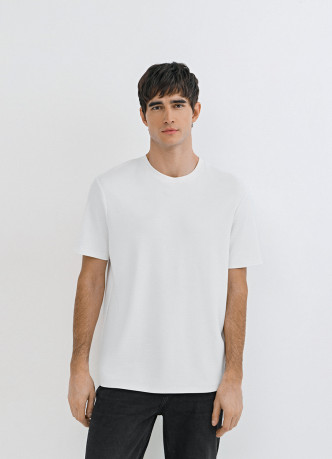 Футболка из гладкой ткани