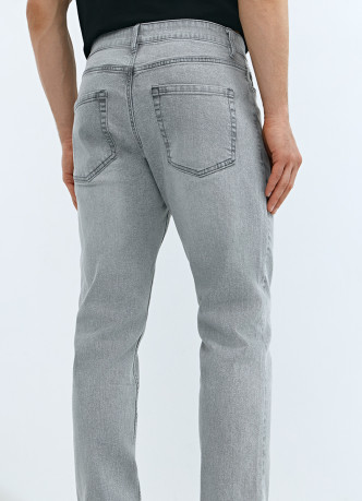 Зауженные джинсы Slim