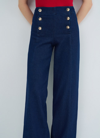 Широкие джинсы высокой посадки с декоративными пуговиицами