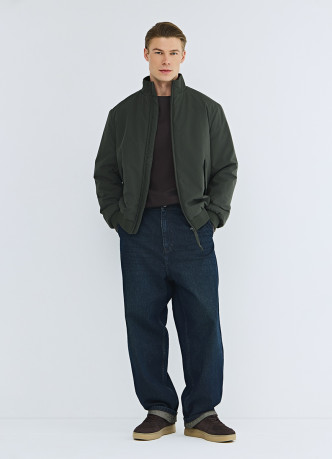 Утеплённая куртка с воротником-стойкой