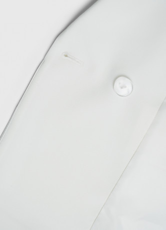 Двубортный приталенный жакет