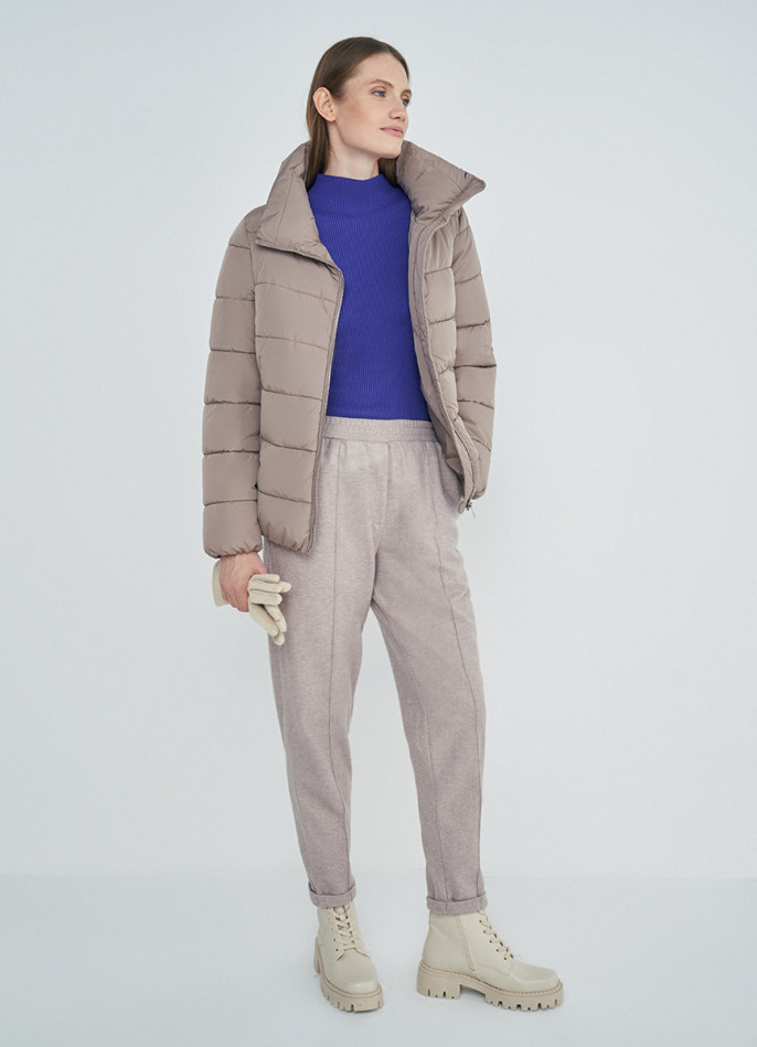 Утеплённая куртка с воротником-стойкой