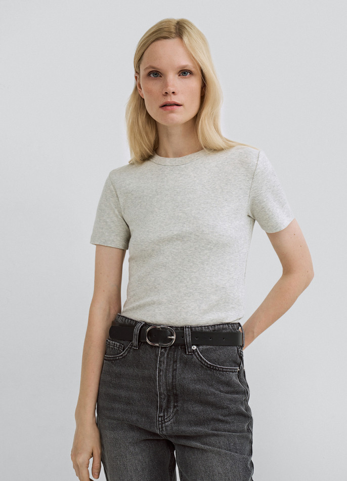 Футболка в рубчик