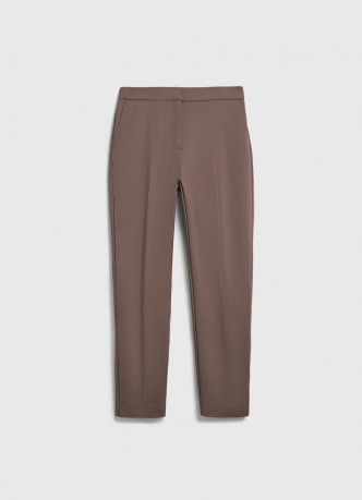 Зауженные прямые брюки